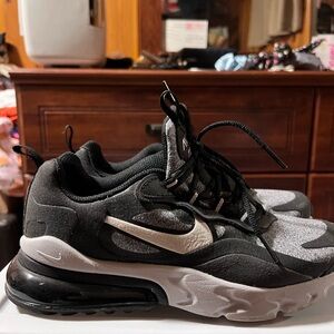 Nike Air Max Black and Gray Sneakers
